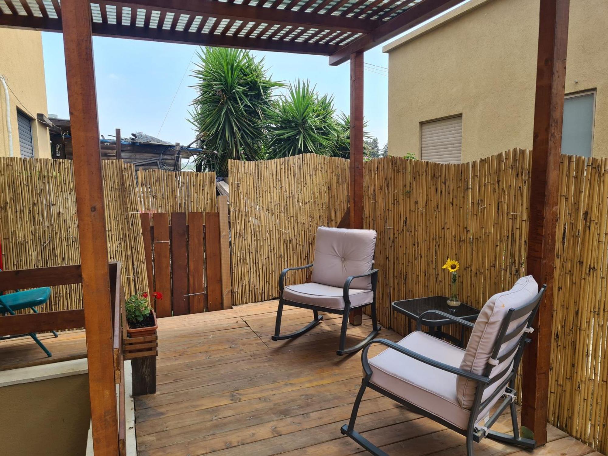 בין הר למעיין Apartment Kfar Tavor Bagian luar foto